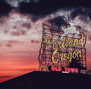 Solo Tours for Travel Rebels - The WalknTours App