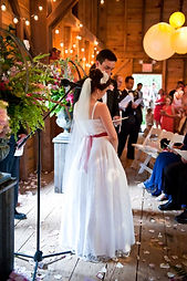California Chic Rustic wedding Ceremony flowers by Mambo fiori best weddng florist Temecula CA