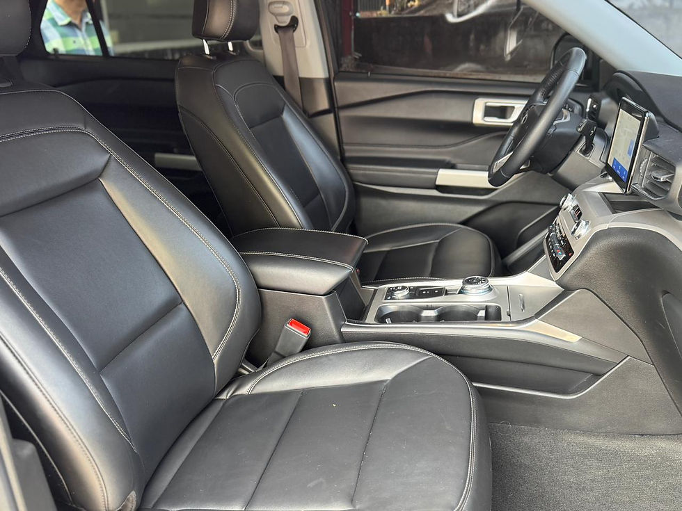 Miniatura: 2023 FORD EXPLORER XLT