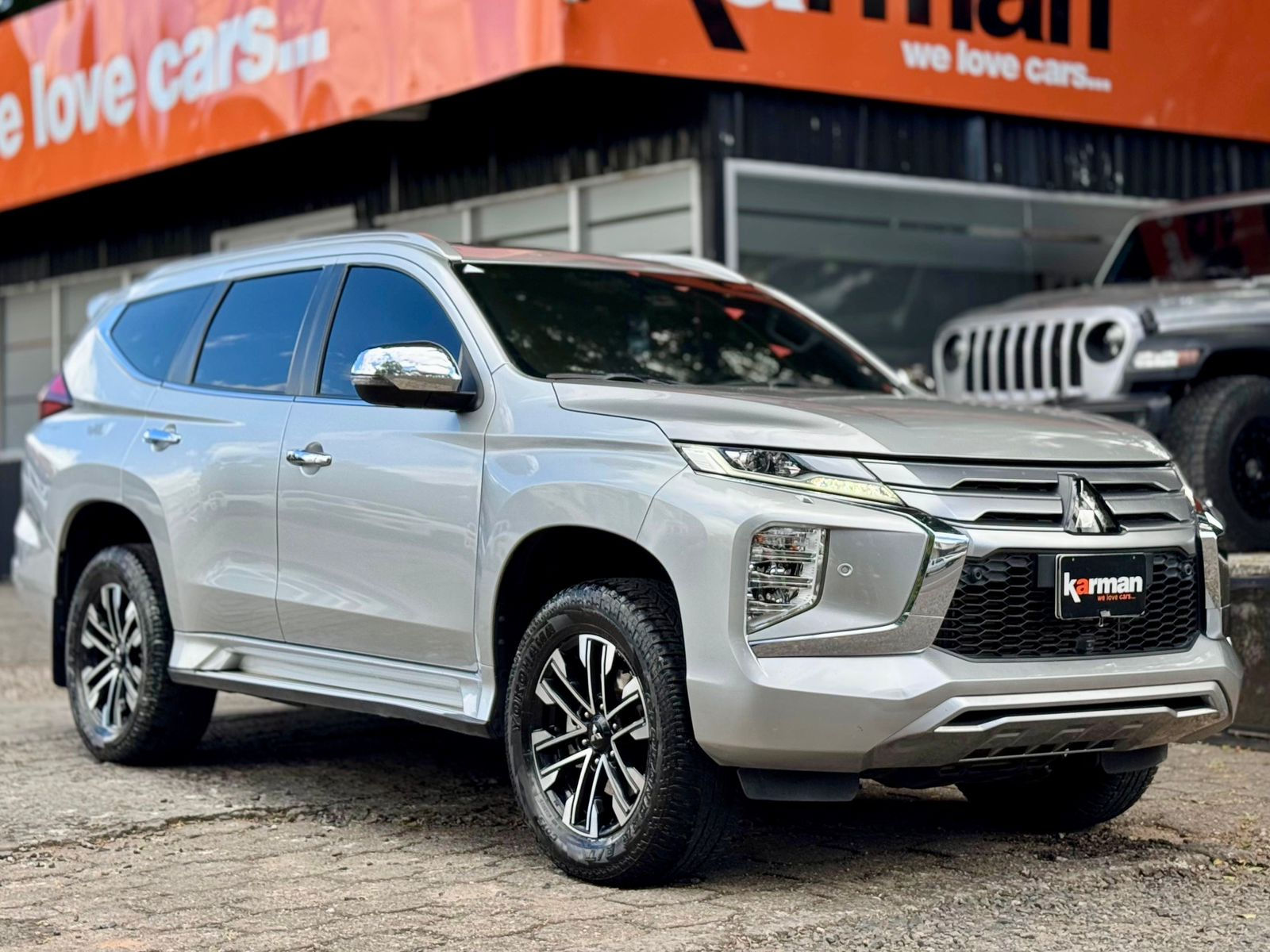 2024 MITSUBISHI MONTERO SPORT