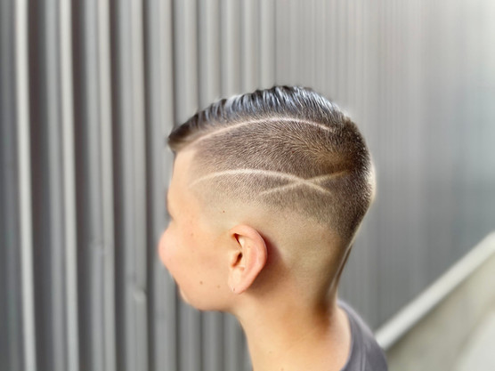 The Gentlemen's Cave Elegant Barbershop - thegentlemenscave.ca