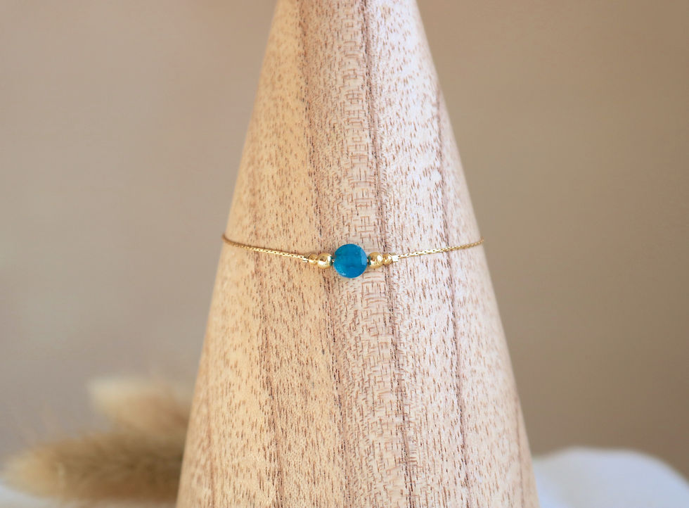 Bracelet chaîne fine & palet Apatite Bleue