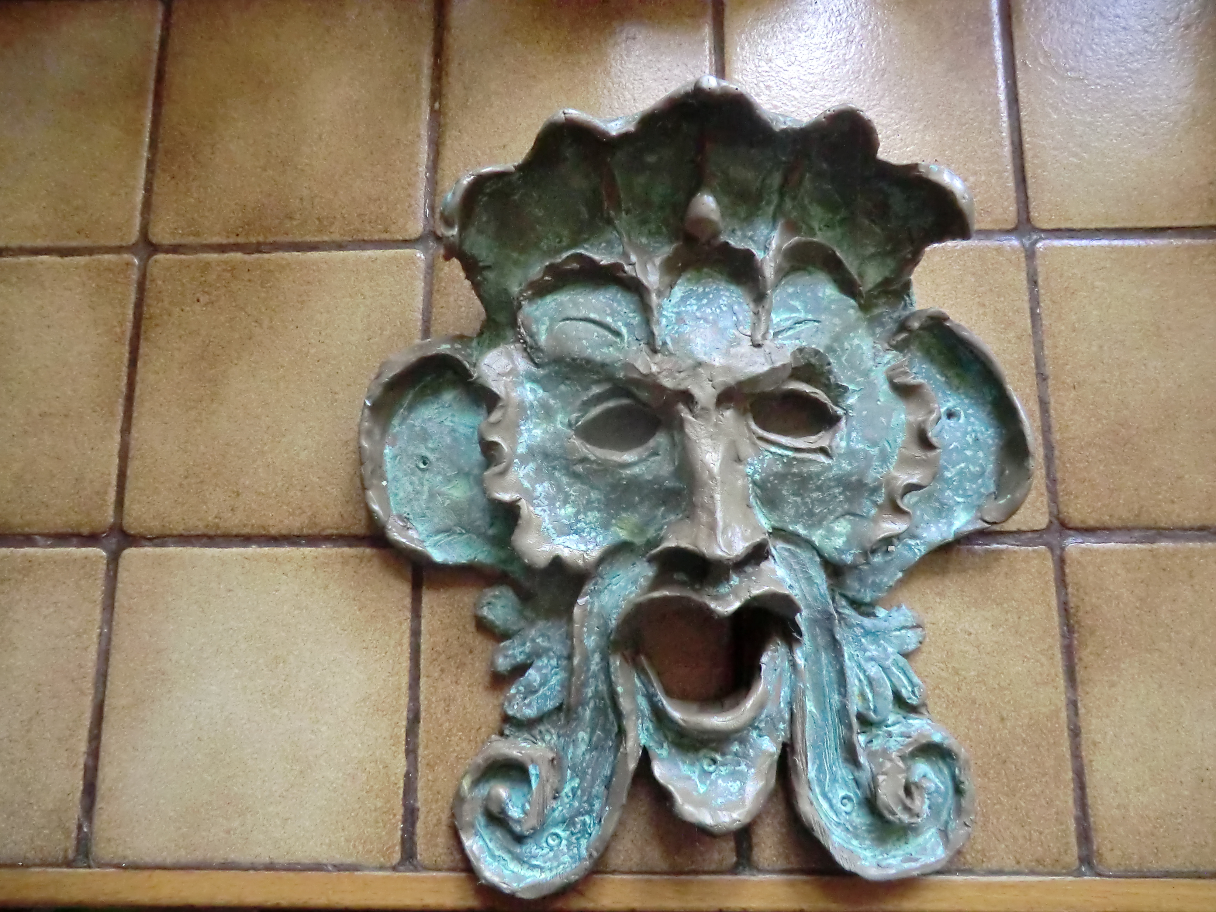 Fountain Face