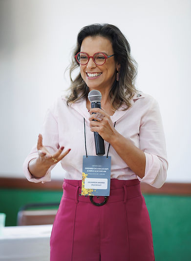 Adriana Rodrigues_edited.jpg