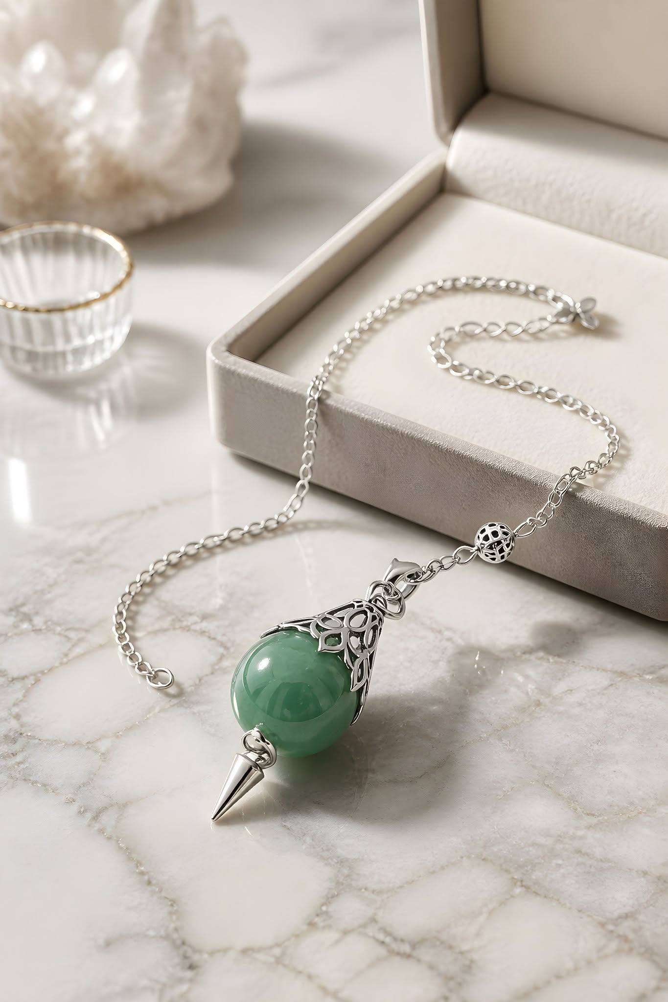 Pendule sphère en Aventurine Verte