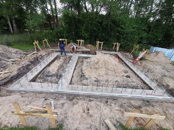 Pamatu sagatavošanas un armēšanas darbi