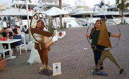 bar Yolo 2 con l Artista Gigi Roveda  Tour d'artista green  Liguria Vintage.jpg