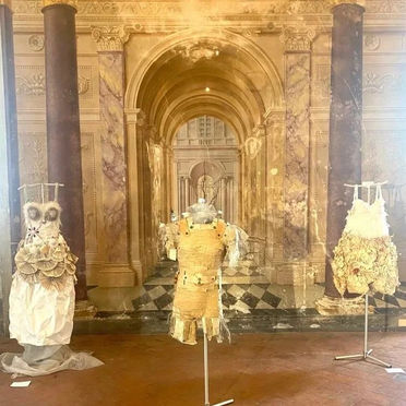 Rosanna Rotondi - Liguria Vintage Abiti in carta riciclata 1.jpg