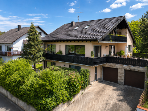 Haus in Würzburg Oberdürrbach kaufen, Ihre Spezialisten für den Kauf und Verkauf von Immobilien in Würzburg · Vermarktung · Wertermittlung · Wohnung · Gewerbeimmobilien