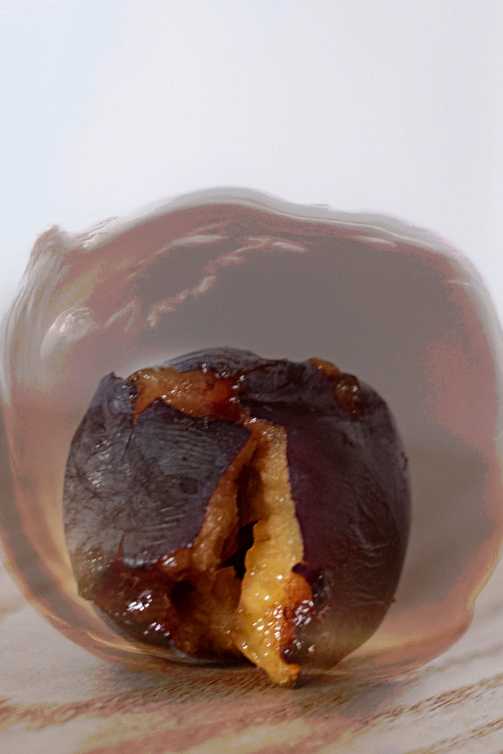 Photographie numérique (reflex + 35 mm) / ajout IA (profondeur des fibres, accentuation du relief) / retouches Photoshop (couleurs, intensité de la lumière et texture douce-matière).