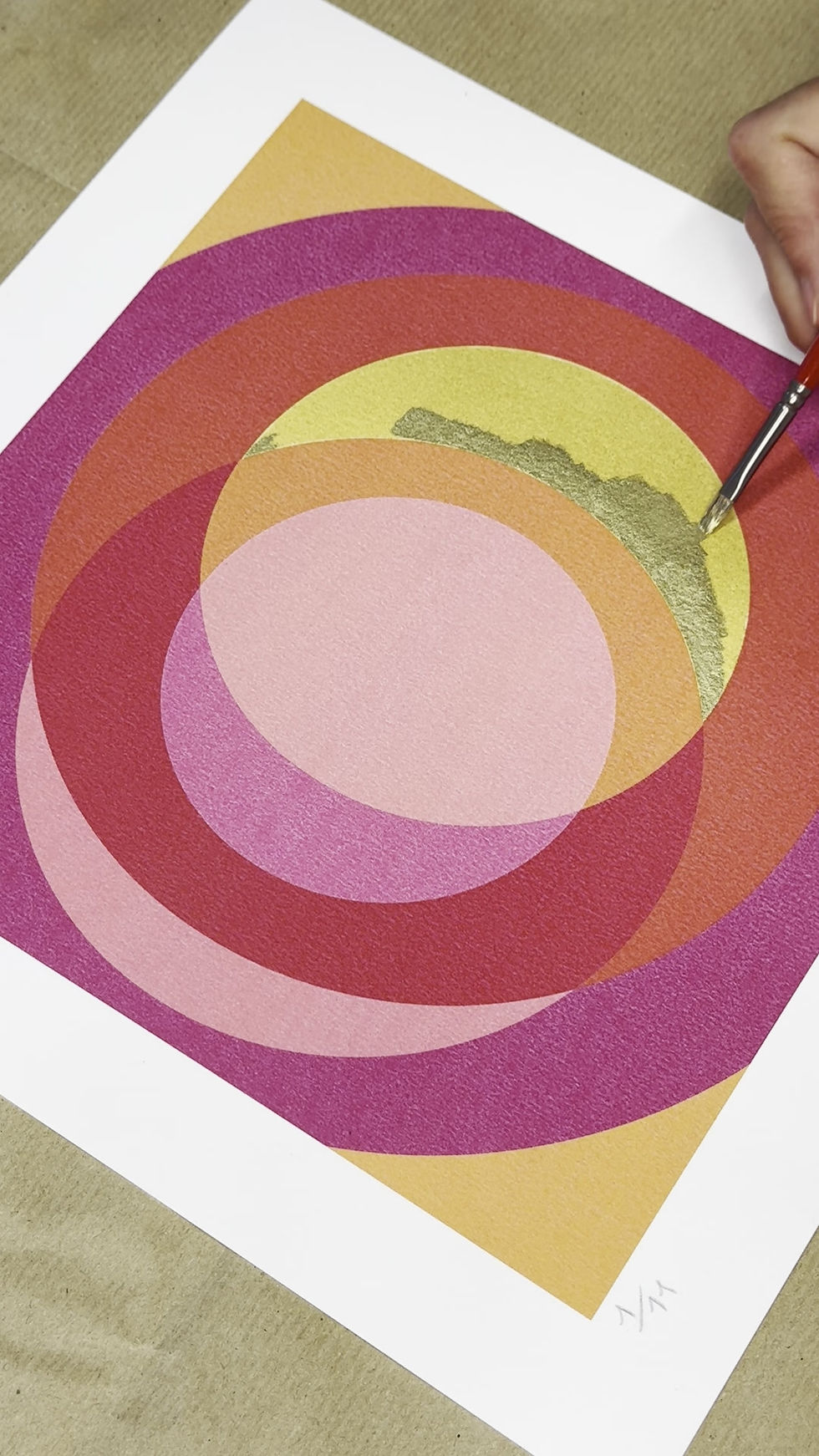 Miniatura: Stampa al torchio e pittura a mano - Edizione limitata firmata - Toni di arancione e rosso