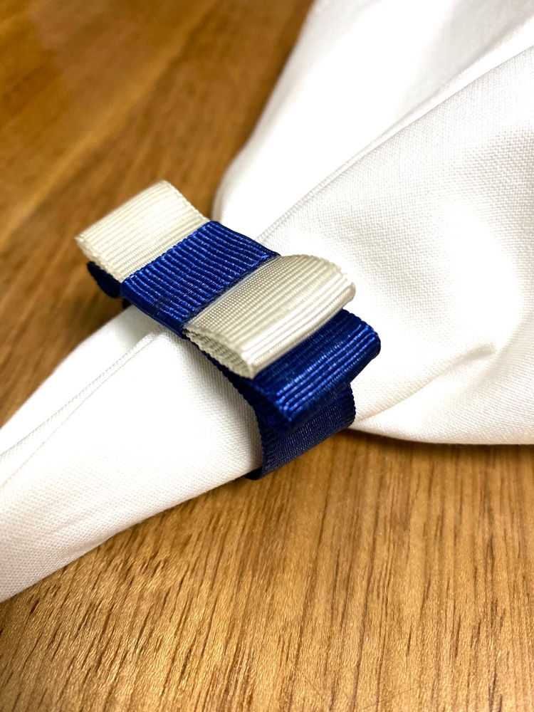 porta guardanapo laço chanel azul e branco
