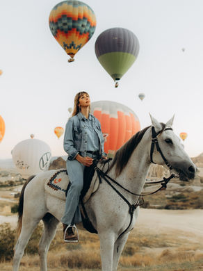 What It’s Like To Ride With Balloons: The Ultimate Horse + Sunrise Shoot