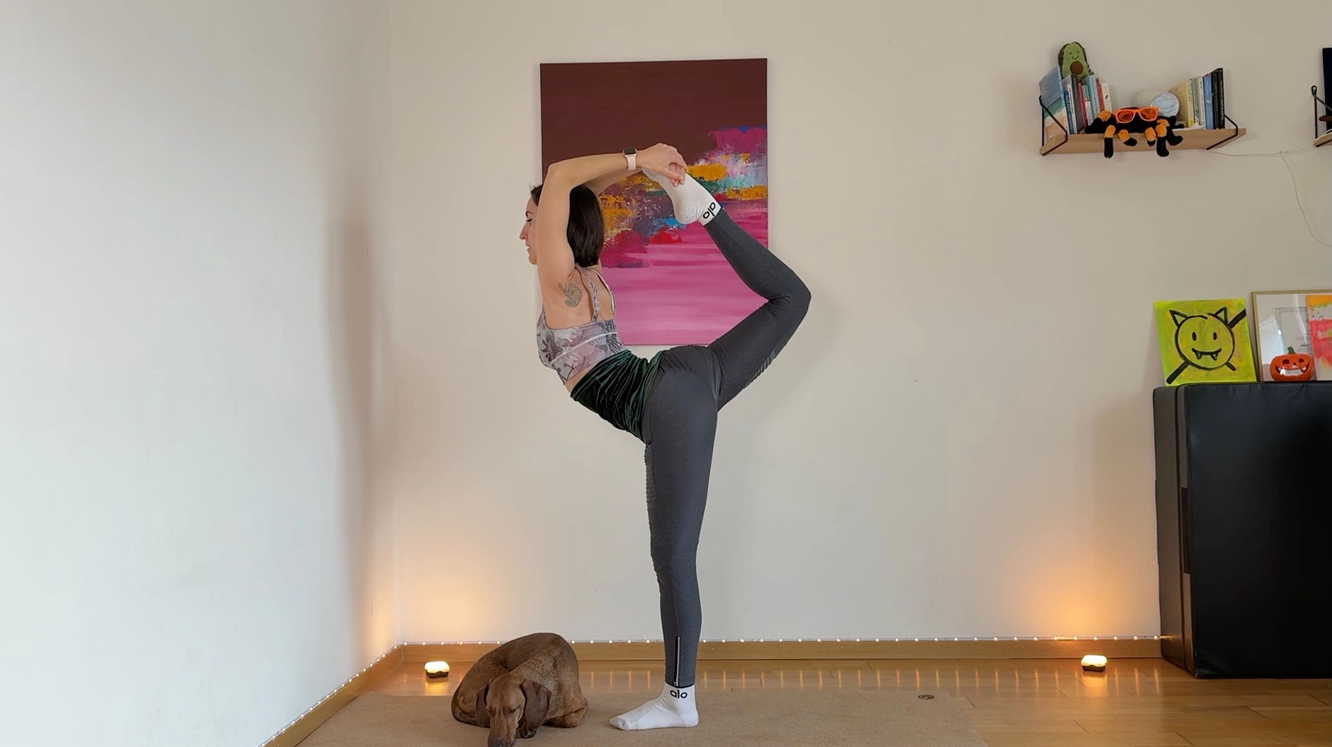 How to do a Needle Scale beginners