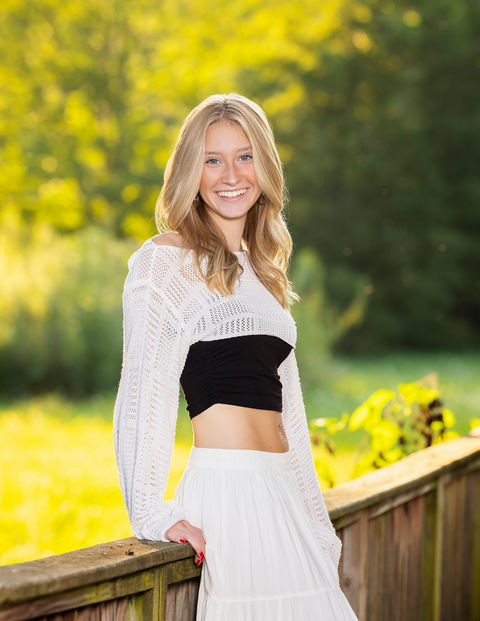 Michelle Conklin Professional Photographer for Senior Photos