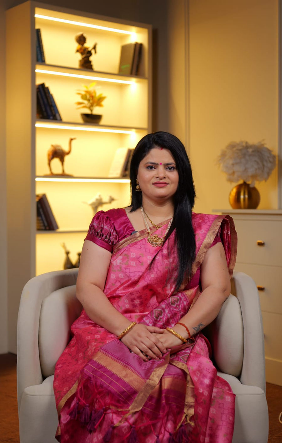 Dr Sushmaa Dwivedi tarot master spiritual coach numerologist livewabisabi
