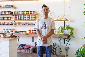 Yuki Uzuhashi, owner of Manoa Honey & Mead