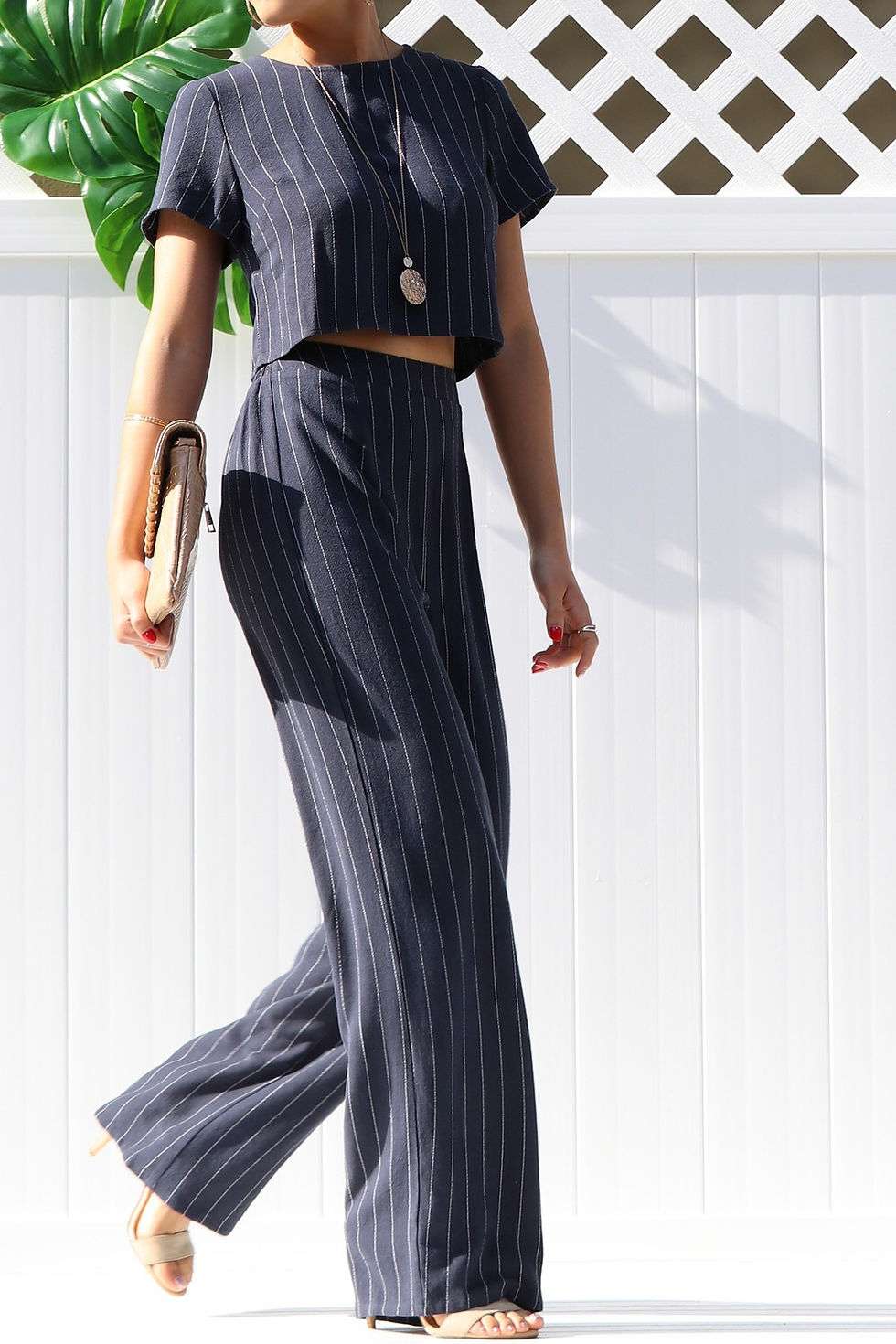 Thumbnail: Dahlia Linen Short-Sleeve Crop Top Pant Set