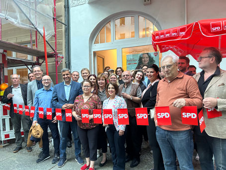 Schöne Feier zur Büroeröffnung in Charlottenburg!