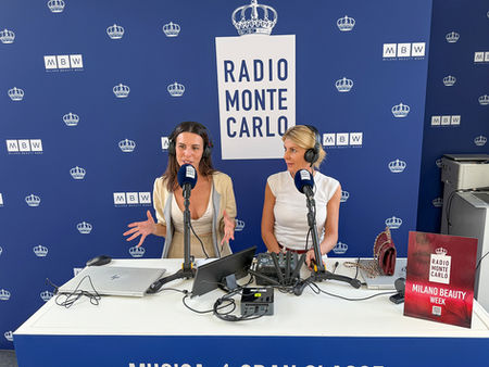 Paola Martinoni intervistata da Laura Ghislandi per Radio Monte Carlo alla Milano Beauty Week