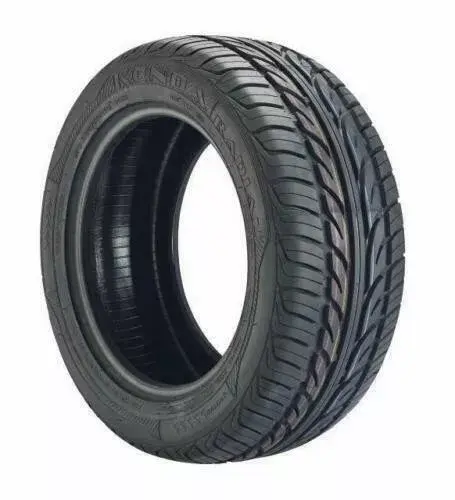 Bak däck 225/50 R15