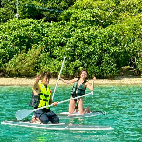 大人気のクリアSUPで海の中を覗いてみよう!全てスケルトンなのでSUPをしながらお魚やウミガメまで観察できます☆