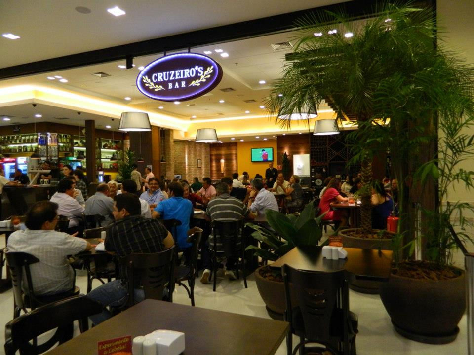 cruzeiros-bar-04.jpg