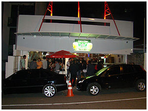 bar01.jpg