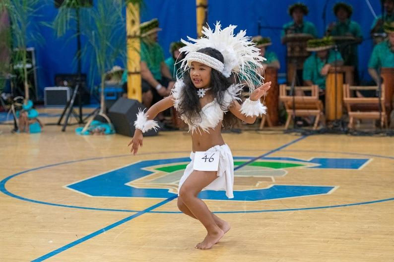 Thumbnail: Angel in White Feather/Shell Costume Set