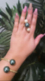 Thumbnail: 14kgf Hawaiian Heirloom South Sea Green Pearl set