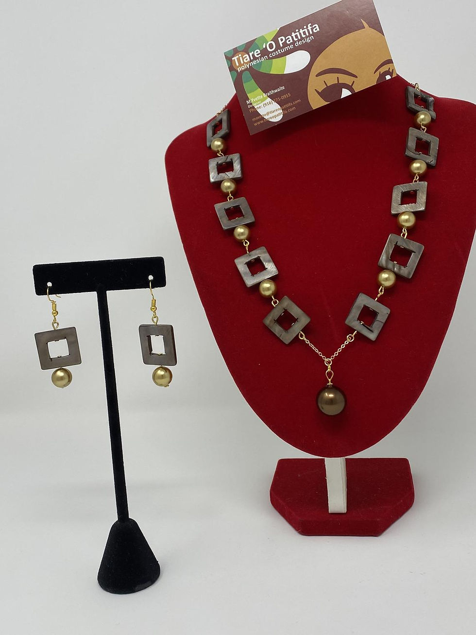 Thumbnail: 14kgf Shell Pearl and MOP Necklace & Earring Set
