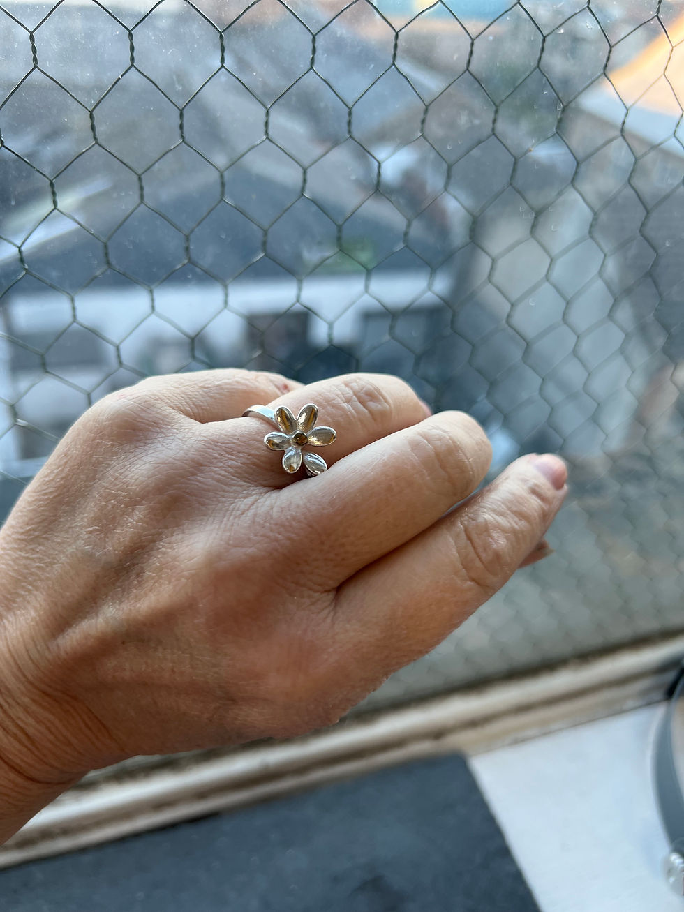 Thumbnail: He/She Loves Me...Daisy Ring