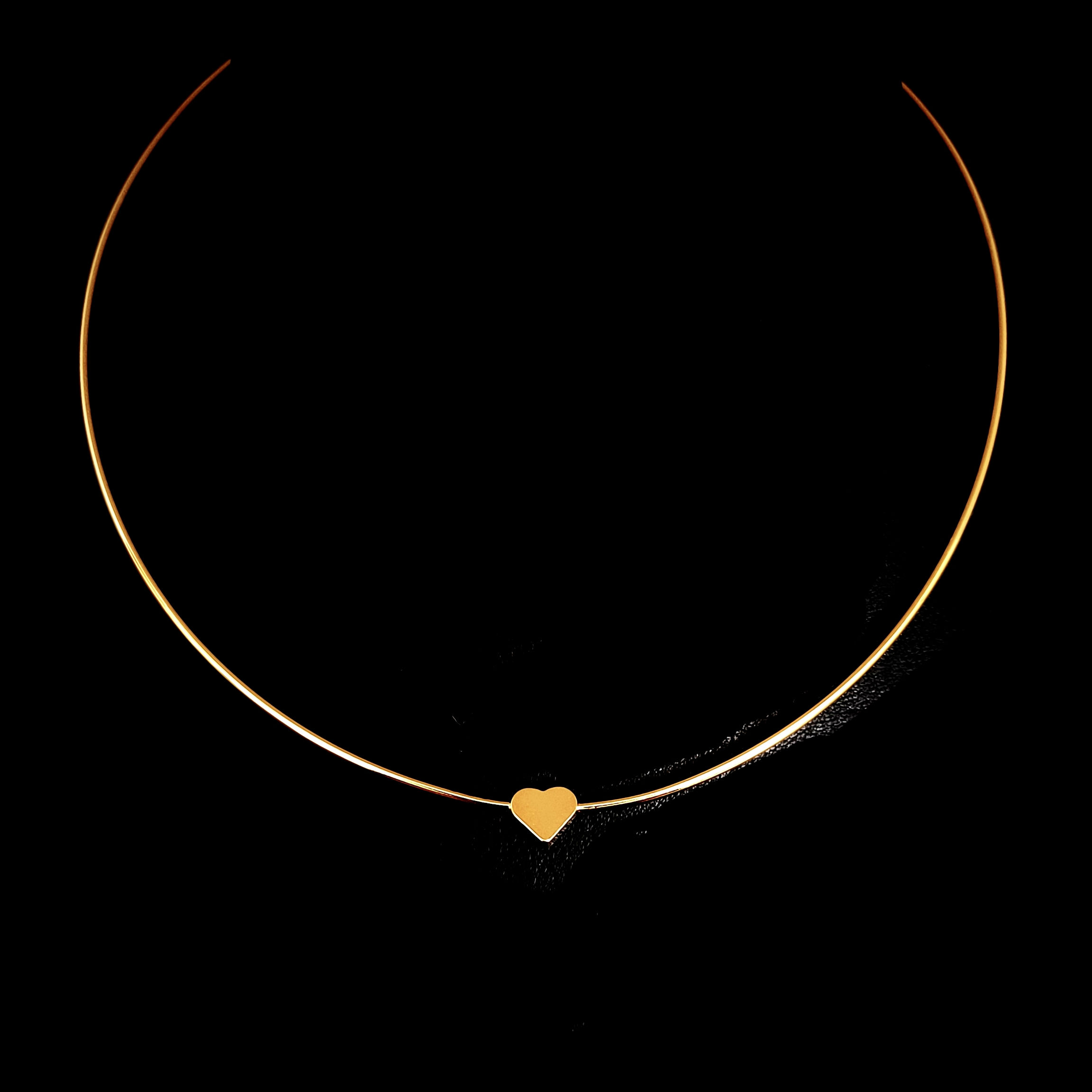 Choker Aro Coração - banho ouro 18k