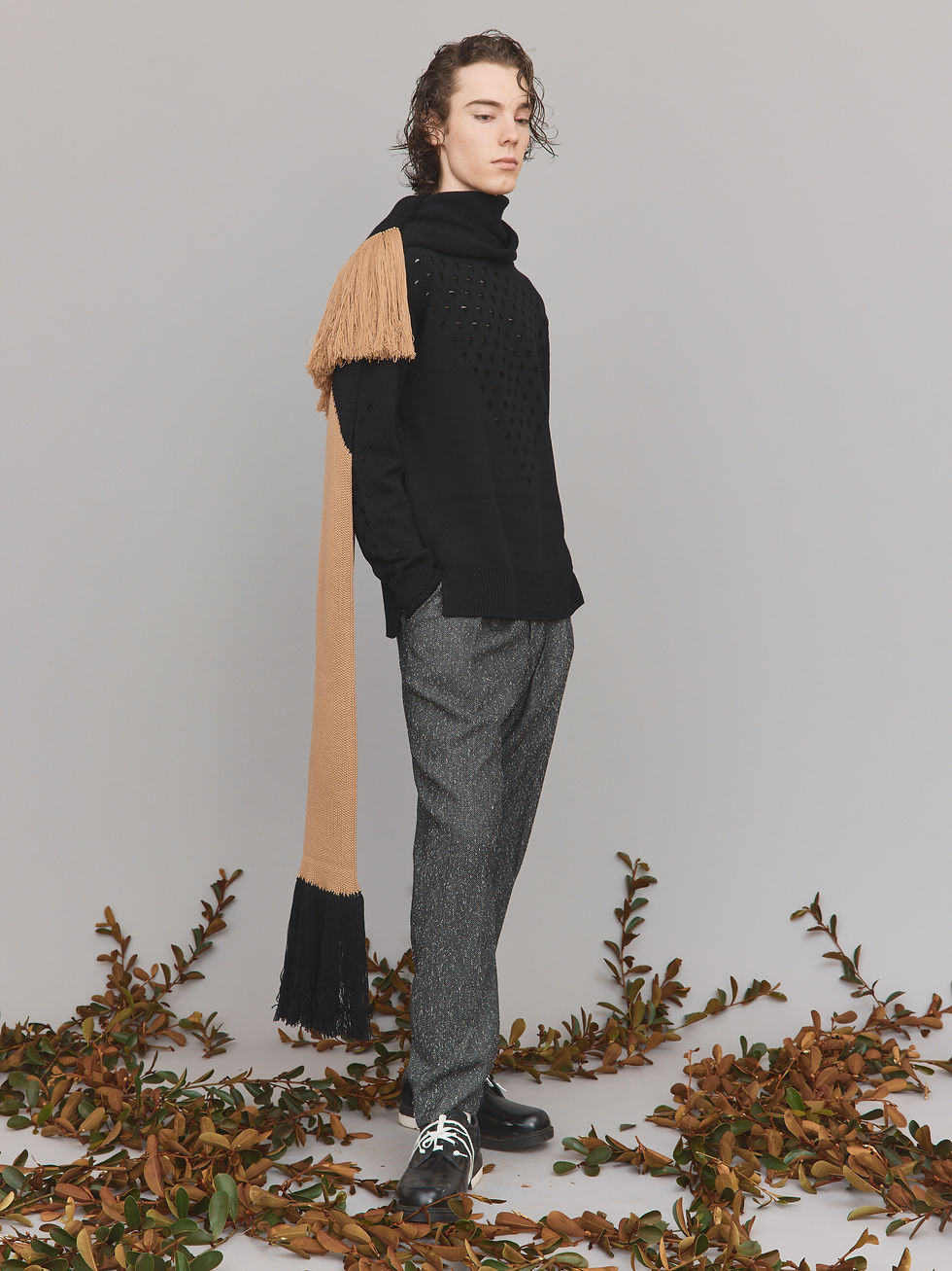 Thumbnail: Half Half Extrafine Merino Wool Scarf