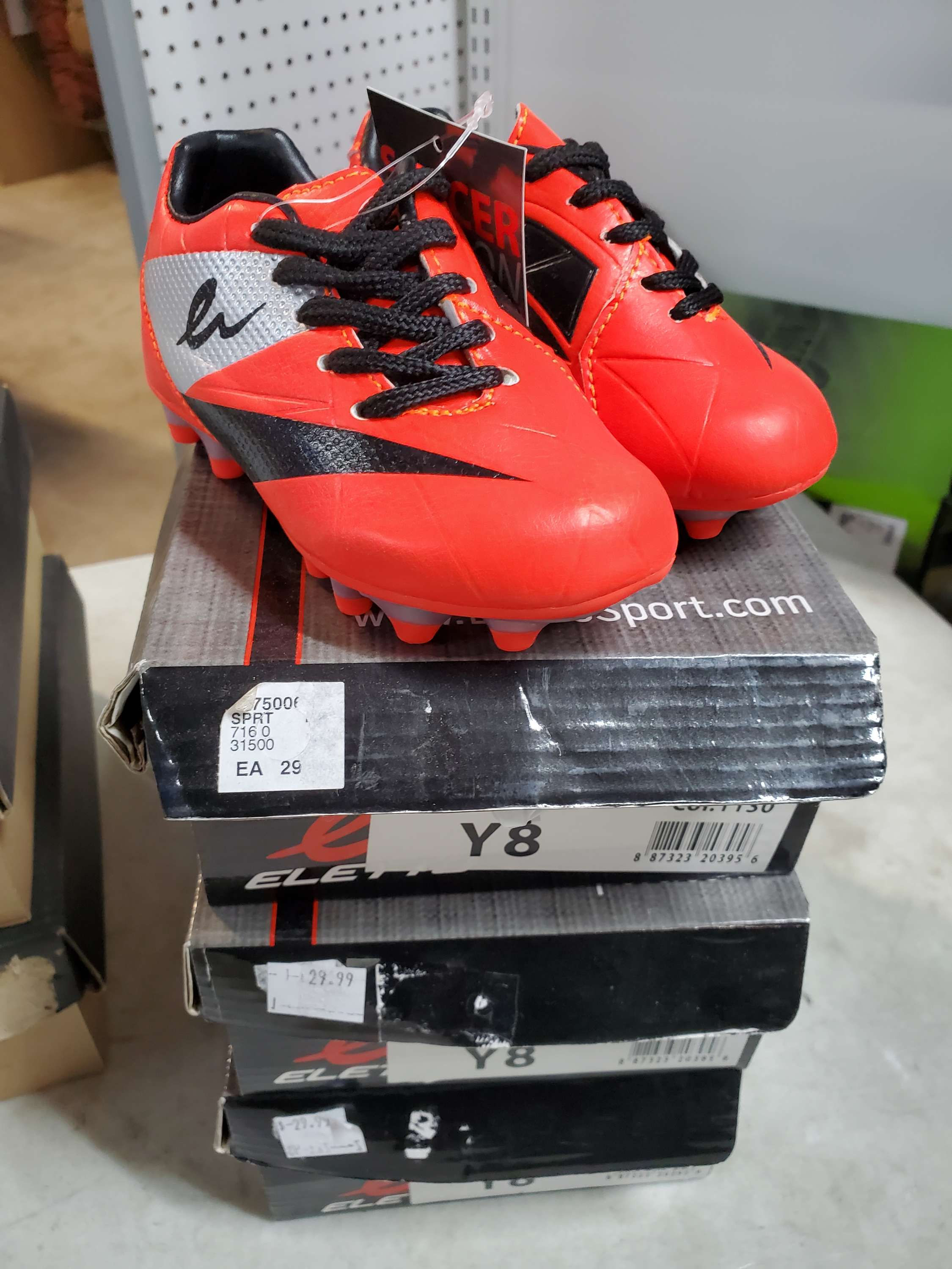 Youth size 8 soccer shoes orange cleats 