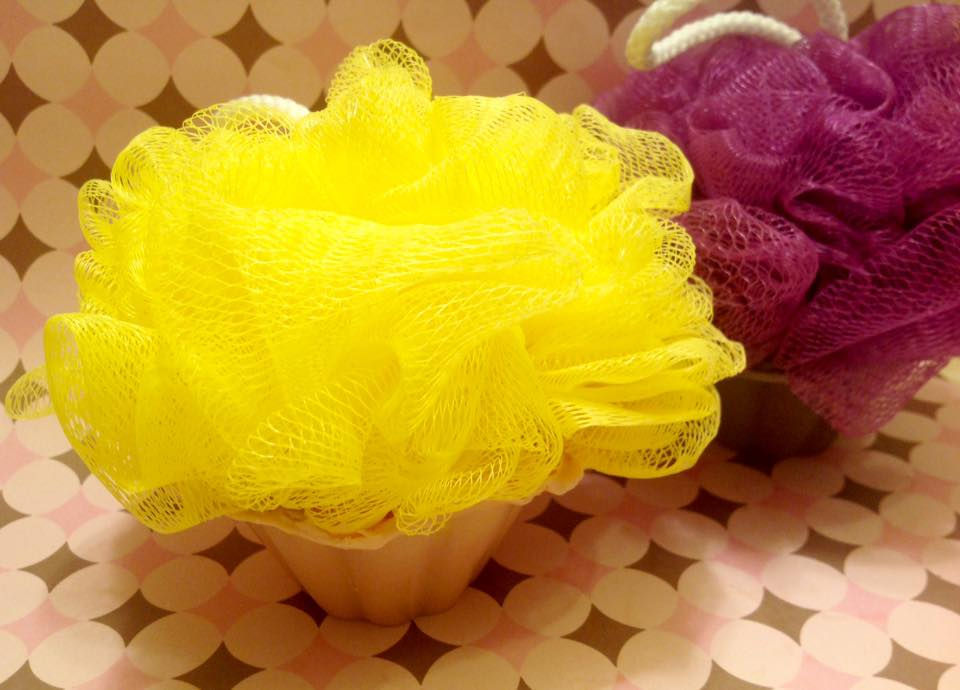 Thumbnail: Sponge Cupcake Spa Bars