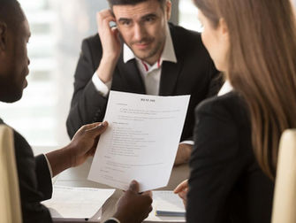 Foi demitido e está procurando emprego? Saiba como contar isto numa entrevista!