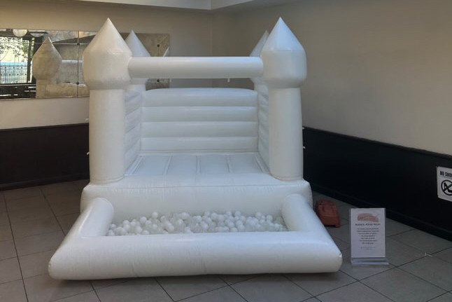 White kids Jumping Castle Melbourne