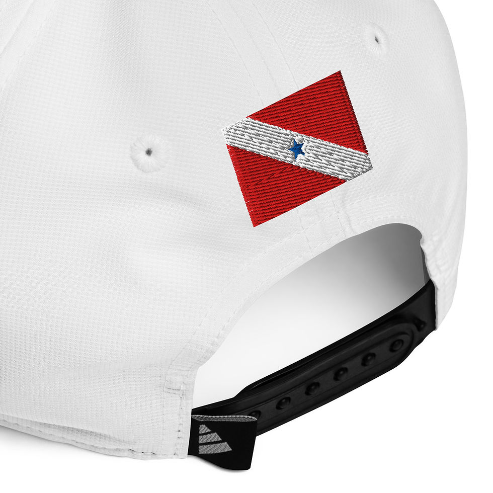 Miniatura: Vista traseira do boné Adidas Fishing Rio Trombetas branco com fecho ajustável e parte interna projetada para conforto prolon