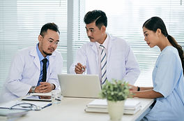 meeting-doctors.jpg