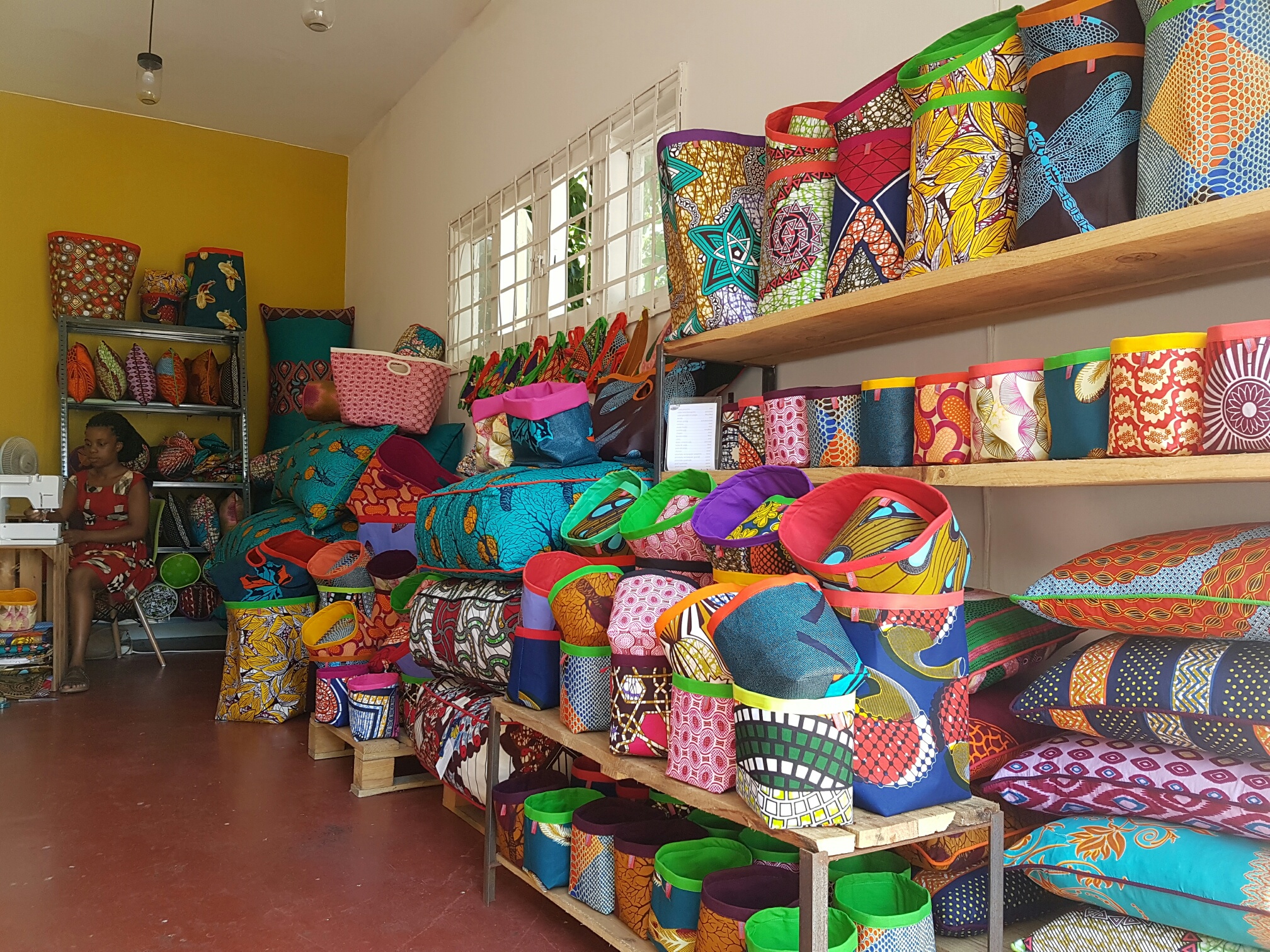 lanas garage shop