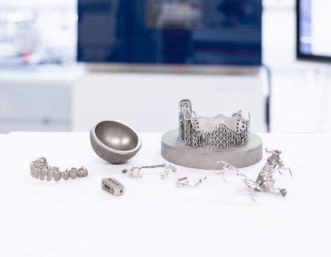 Optimized properties and individualized mass production - dentistry predestined for 3D printing