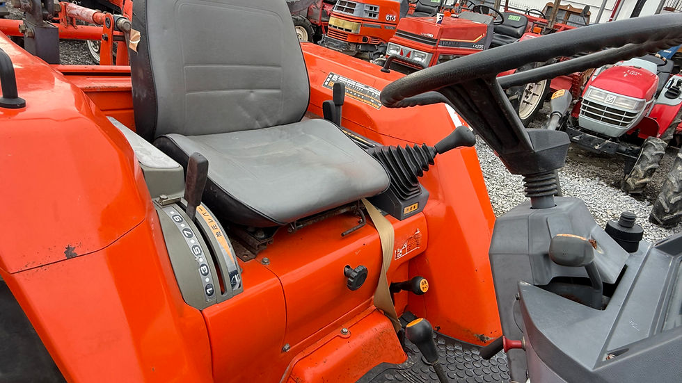 Indexkép: 🚜 Kubota GL-200 – tractor japonez compact, fiabil
