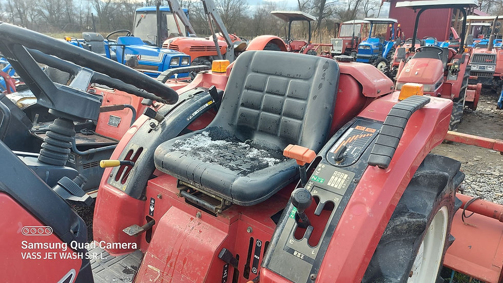 Miniatură: Mitsubishi MT205 4x4 20CP