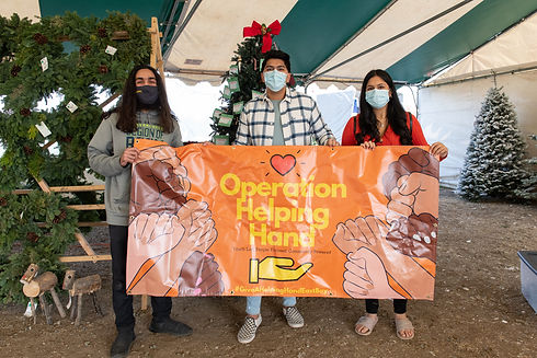 Giving Tree_20201205-6290_Original.jpg