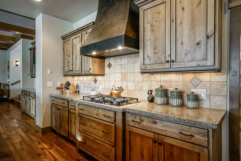 2.Kitchen_2.jpg