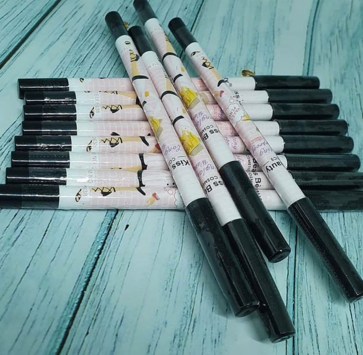 Kiss Beauty Under eyeliner