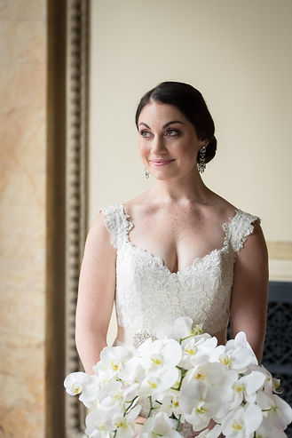 Amazing wedding bouquets tastefully designed