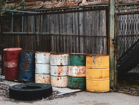 DIW reports on progress in industrial waste management, over 3,200 tons still remaining in the "Aek Uthai" case.