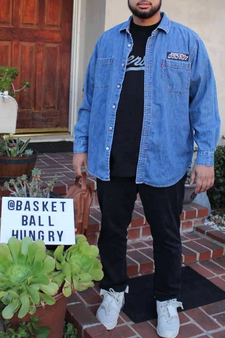 Thumbnail: Levi's Denim Longsleeve Button Up - XL